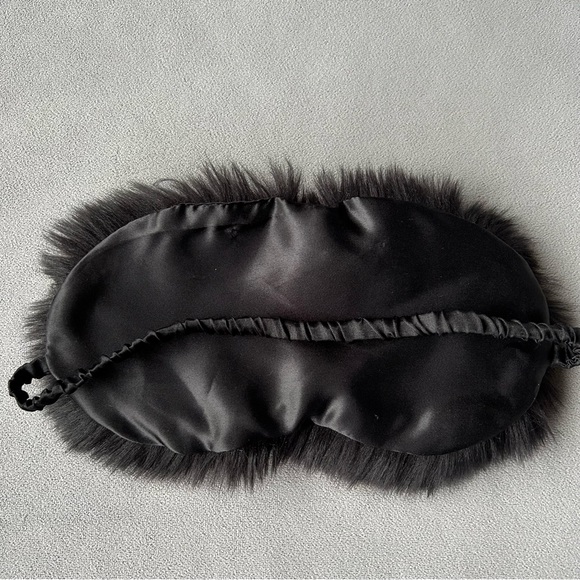 Faux Fur Eye Mask ~ Sleep Mask ~ Black - Picture 3 of 5